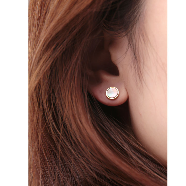 サークル シェル キャッチ ピアス