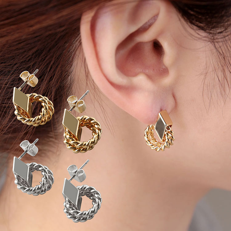 ツイスト リング キャッチ ピアス