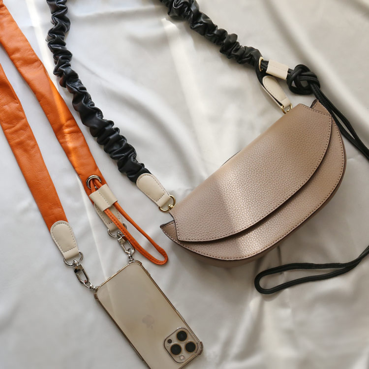 HALEINE アレンヌ 本革 スマホ バッグ ギャザー ショルダーストラップ