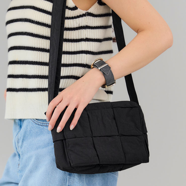 Mia Borsa 軽いトートバッグ