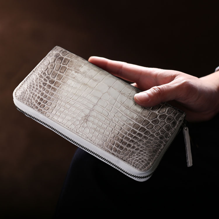 ヒマラヤクロコダイルラウンドファスナー長財布