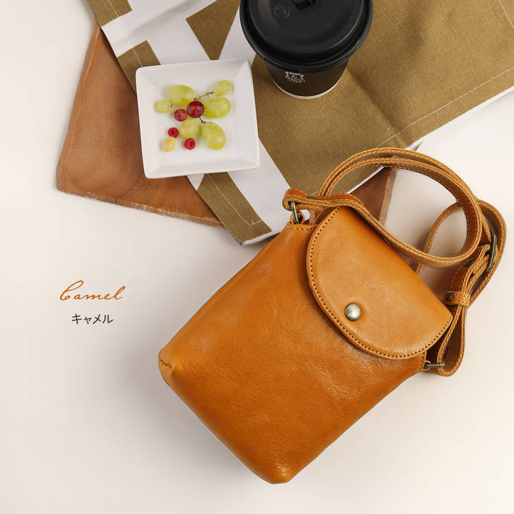 Jamaleヌメ革サコッシュ