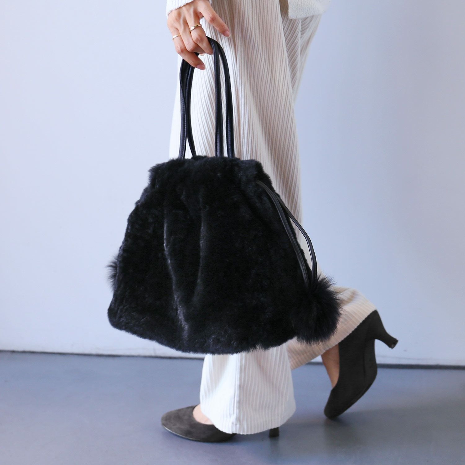 レッキスファー 巾着バッグ フォックスポンポン付き レディース