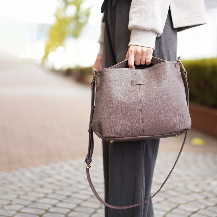 GINA CLAIR シュリンクレザー 本革 バッグ レディースショルダーベルト