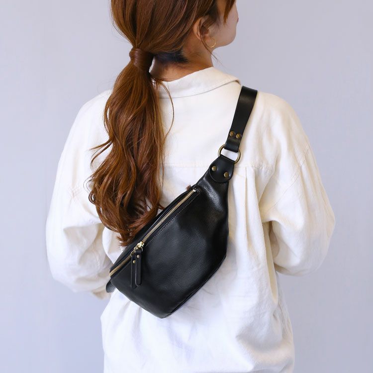 HALEINE 横型 ボディバッグ 牛革 日本製 アレンヌ ト 4FB