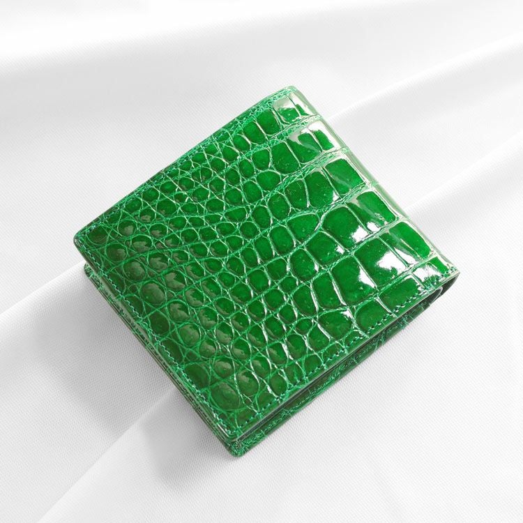 【希少美品】クーガ 二つ折り長財布 クロコ型押し シャイニンググリーンカラー 楽天市場】No24044 グリーン シャイ二ング クロコダイル 財布 メンズ