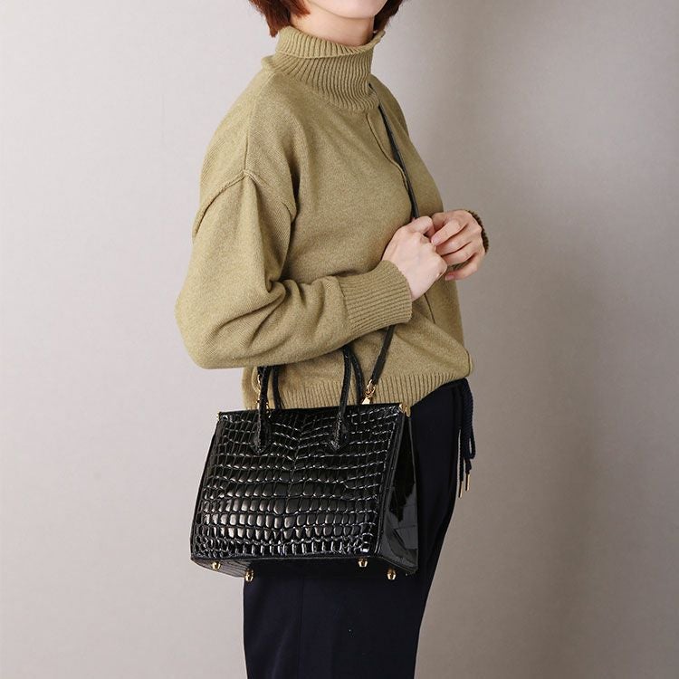 ハンドバッグ ブラック    クロコダイル クロコダイル ハンドバッグ 2WAY ショルダーベルト付き レディース 4FA