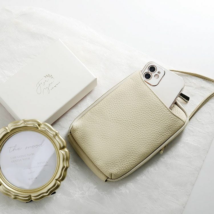 本革 スマホポーチ Mia Borsa ミアボルサ スマホショルダー 牛革 4FB