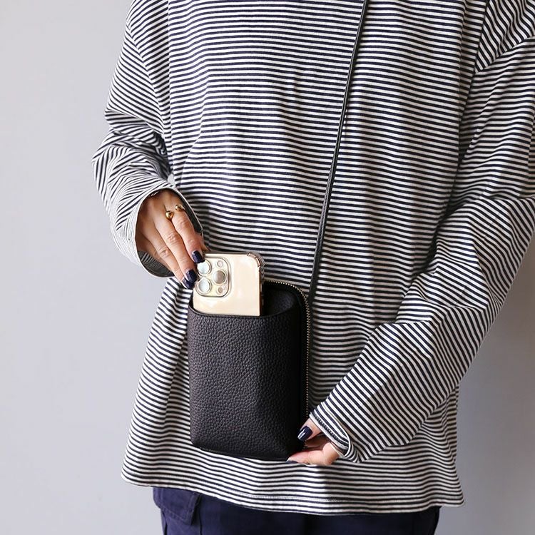 本革 スマホポーチ Mia Borsa ミアボルサ スマホショルダー 牛革 4FB