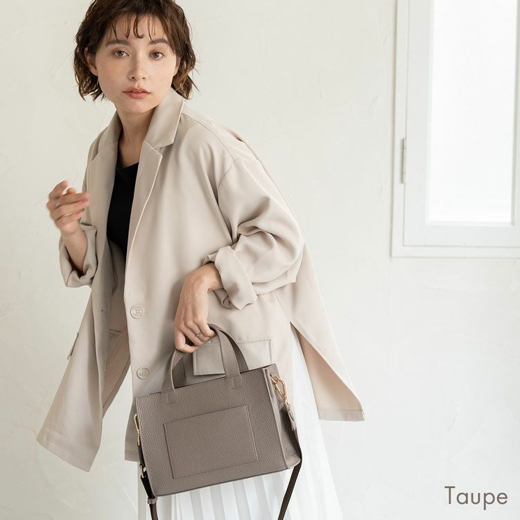 本革バッグレディースカジュアルトートショルダー牛革2WAYハンドバッグmienoブランドスクエアバッグ大容量斜め掛けフォーマ(07000589r)