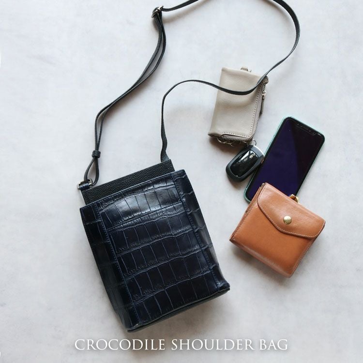 【美品】RETTILMODAクロコダイル 鰐 ポシェット ショルダーバッグ 黒 美品】RETTILMODAクロコダイル 鰐 ポシェット ショルダーバッグ 黒
