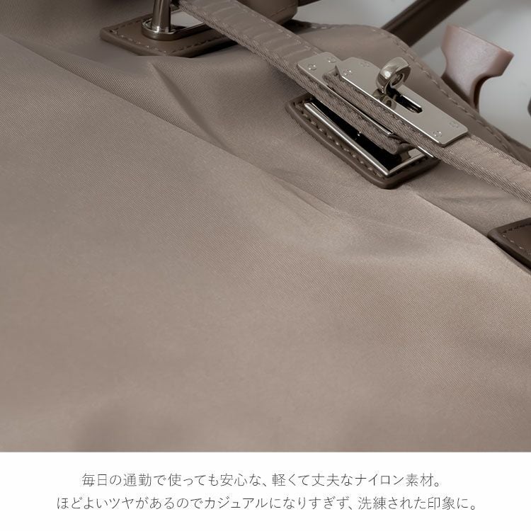ナイロン 4wayバッグ A4 PC収納 キャリーオンバッグ 多機能 収納