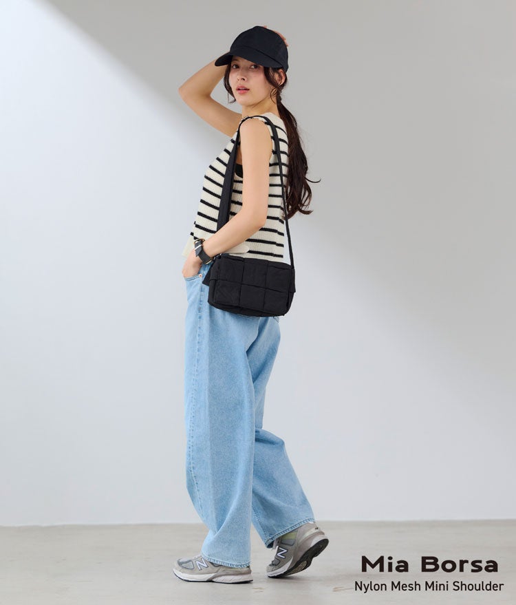 Mia Borsa ミアボルサ ナイロンメッシュ ミニショルダーバッグ ポーチ
