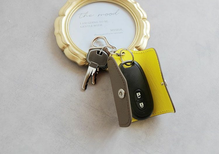 Jamale小さめの本革スマートキーケースバイカラー