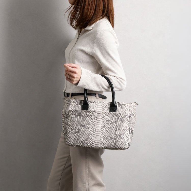 ダイヤモンドパイソン2wayトートバッグ