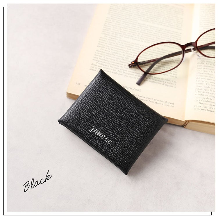 男女で使えるブラックの本革コインケース