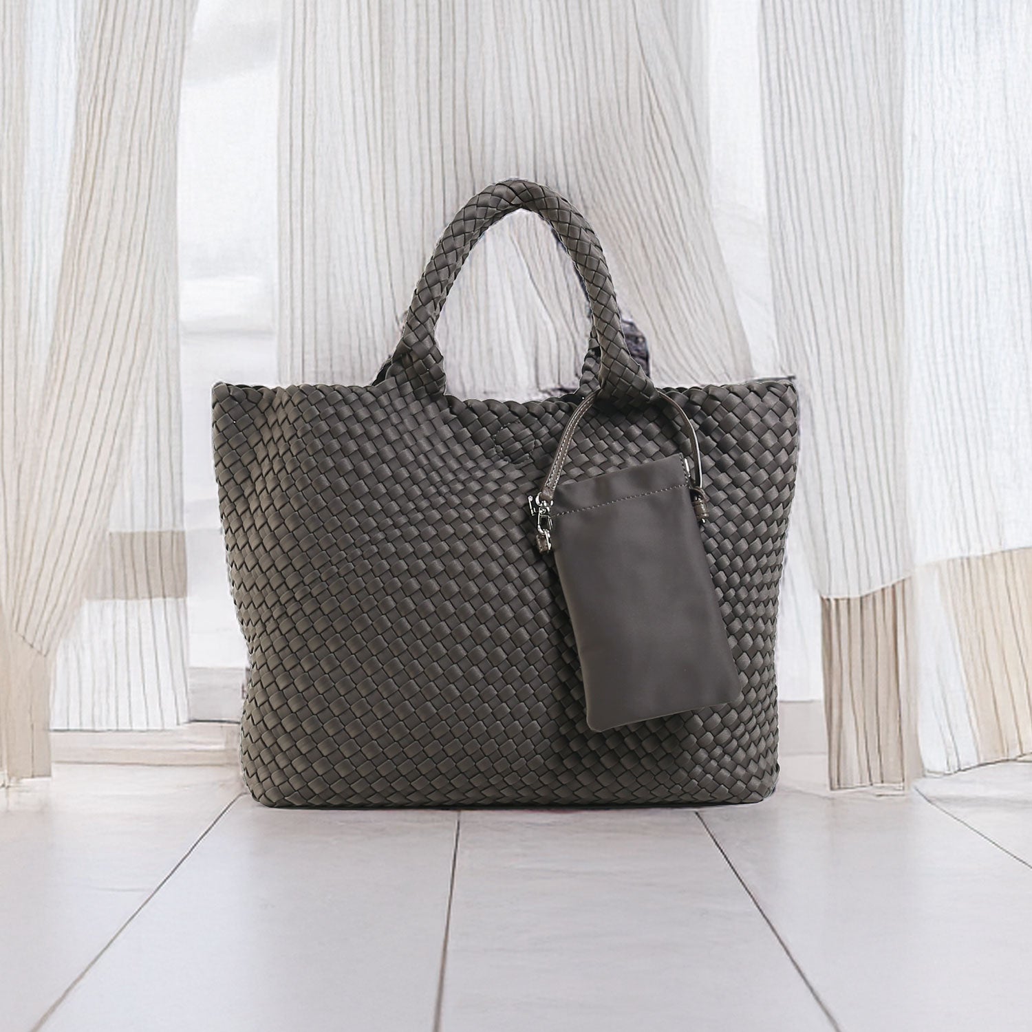 ■新品【SLOBE IENA】レノメッシュボリュームバックシャン SLOBE IENA】レノメッシュボリュームバックシャン - メルカリ