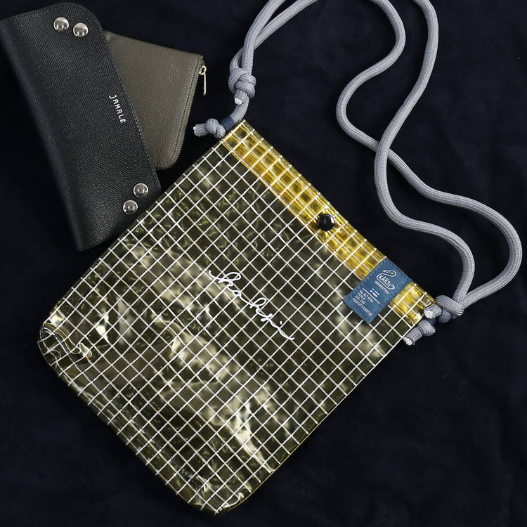 専用出品　ウロコステン　ジョルダーケース Kaksi PVC サコッシュ クリアショルダー インナーポケット付き 7F
